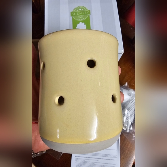 Scentsy Mini Warmer Bee Happy New in Box - Picture 12 of 12